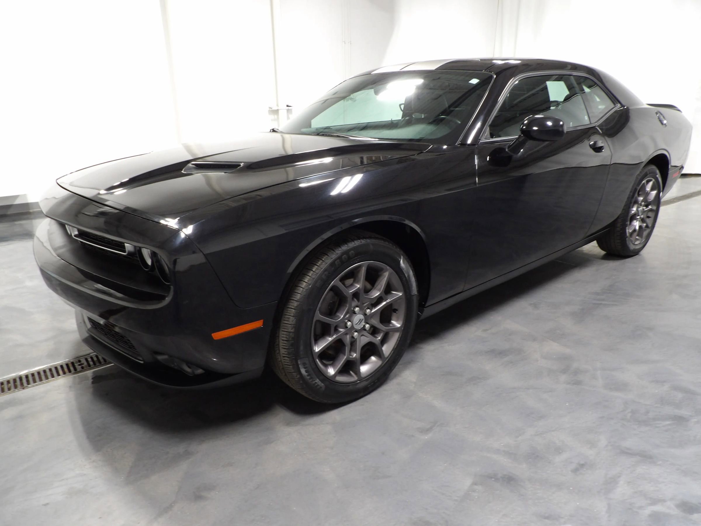 Used 2018 Dodge Challenger GT w/ Blacktop Package image 4