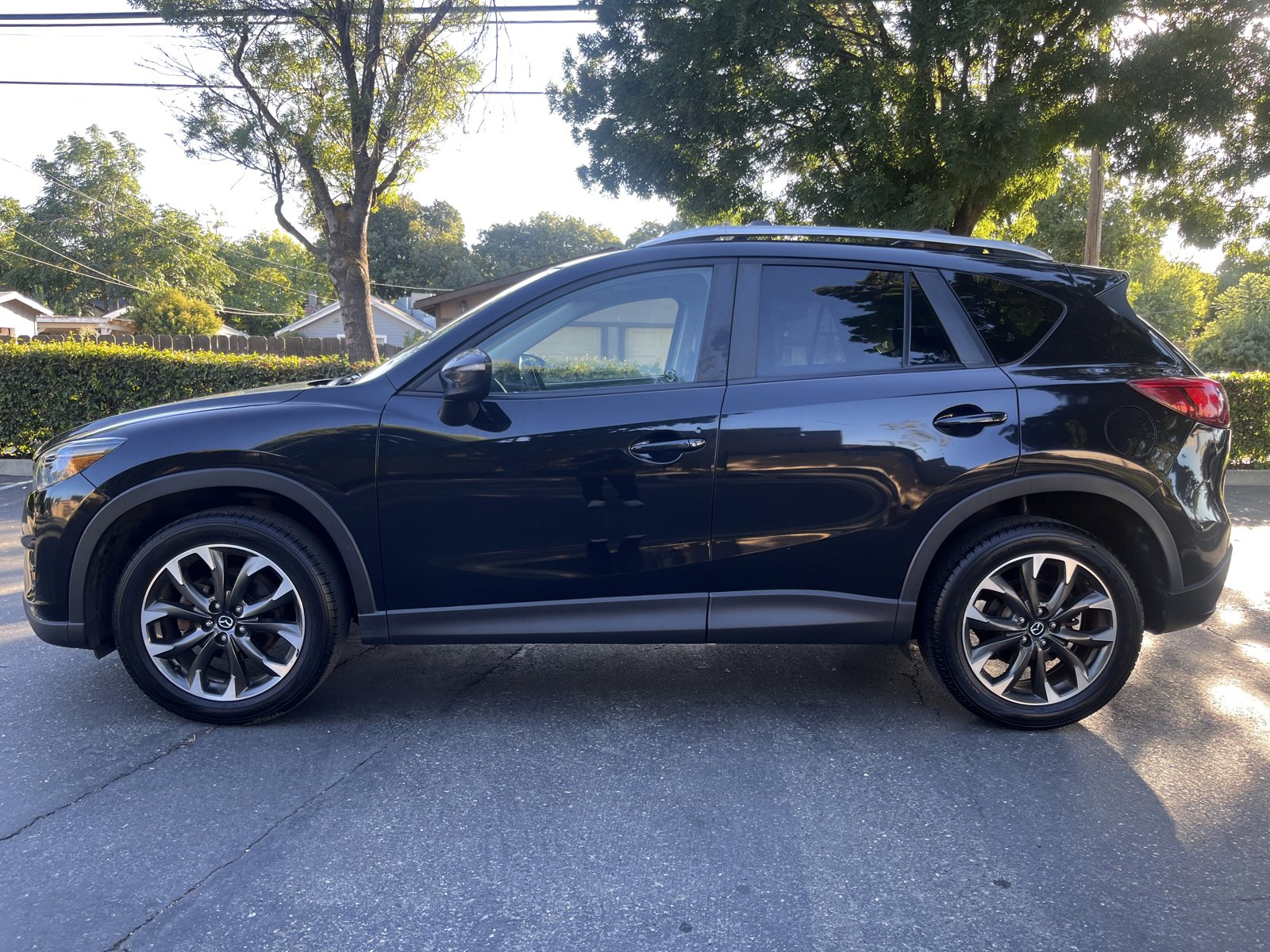Used 2016 MAZDA CX-5 Grand Touring image 2