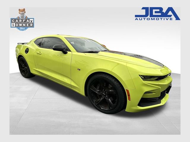 Used 2020 Chevrolet Camaro SS video 1