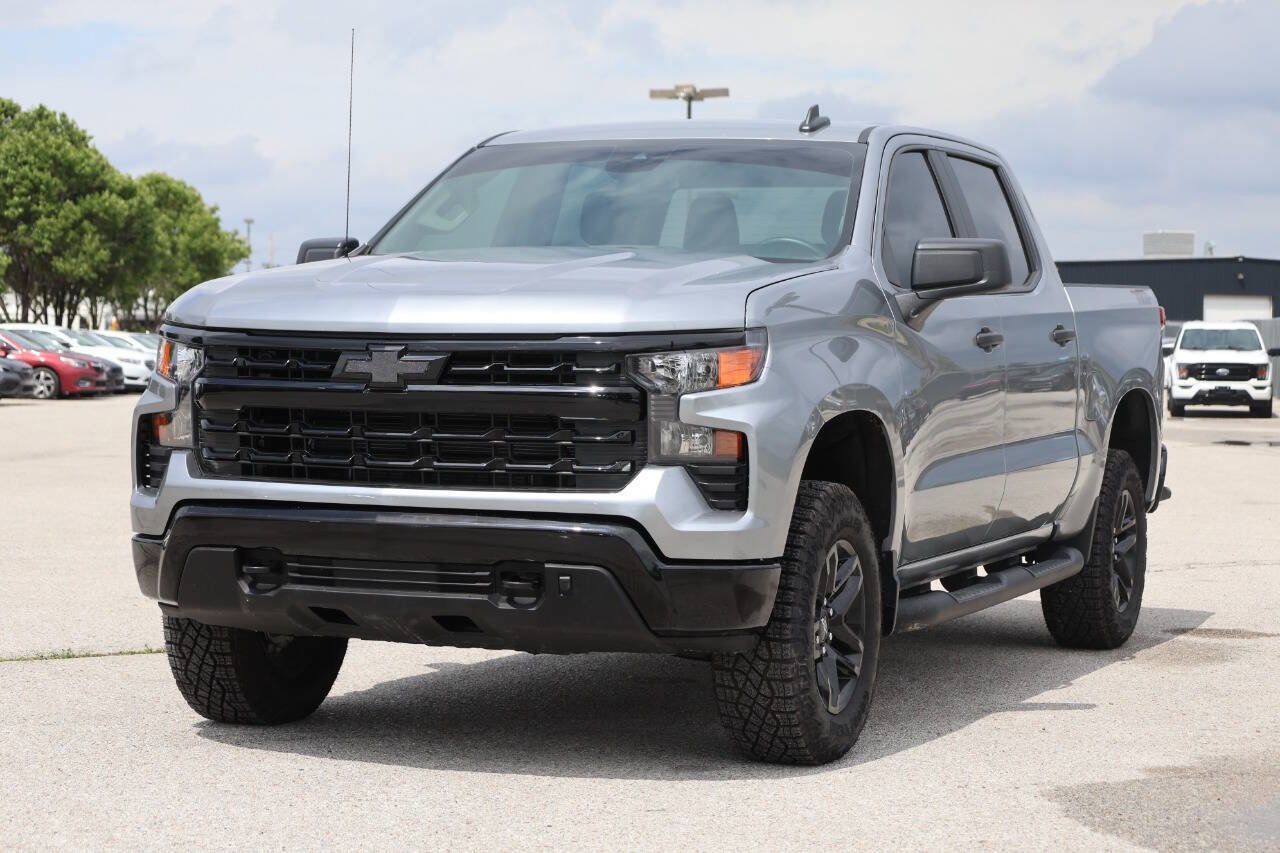 Used 2026 Chevrolet Silverado 1500 Custom Trail Boss w/ Dark Appearance Package AWD/4WD image 6