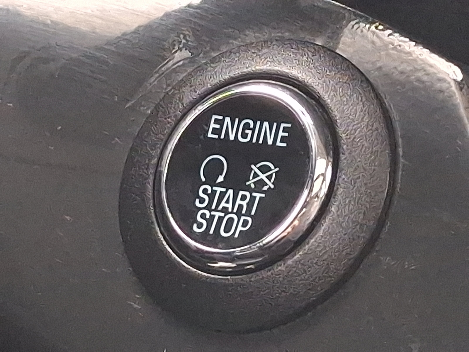 Used 2016 Ford Escape Titanium image 24