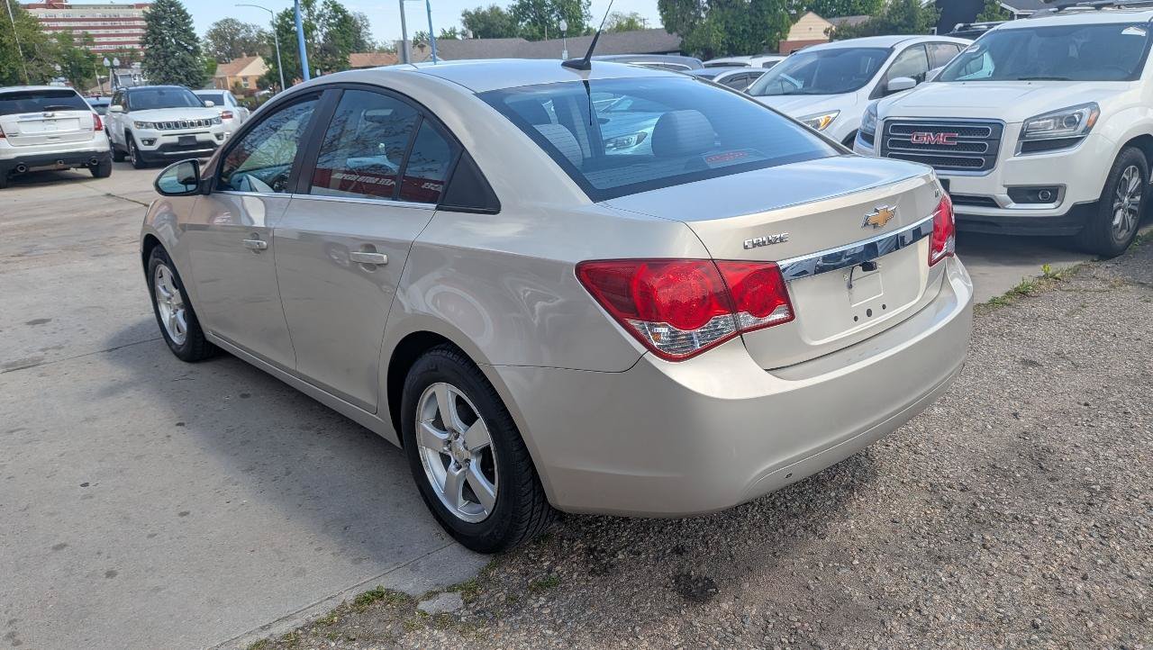 Used 2012 Chevrolet Cruze LT FWD image 7