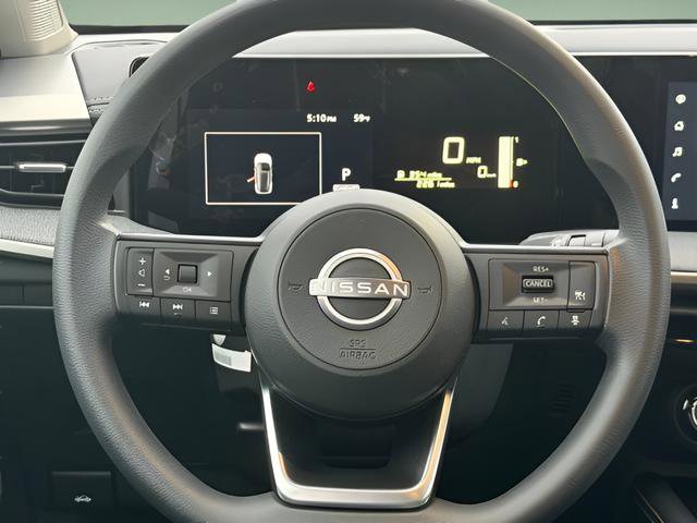 Certified 2025 Nissan Kicks SV image 35