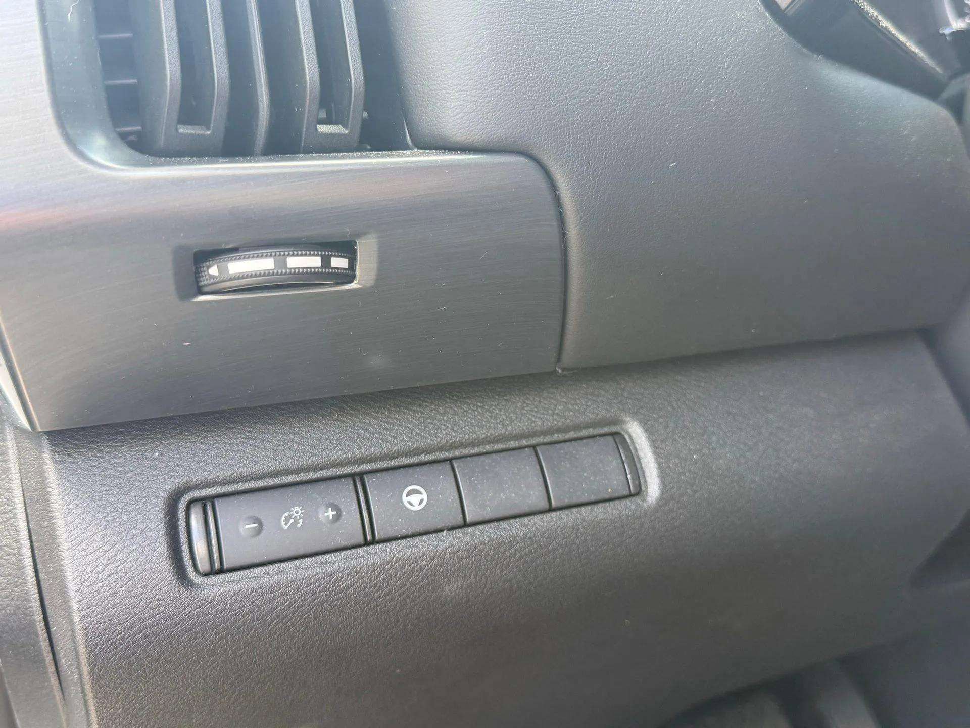 Used 2024 Nissan Pathfinder Rock Creek AWD/4WD image 33