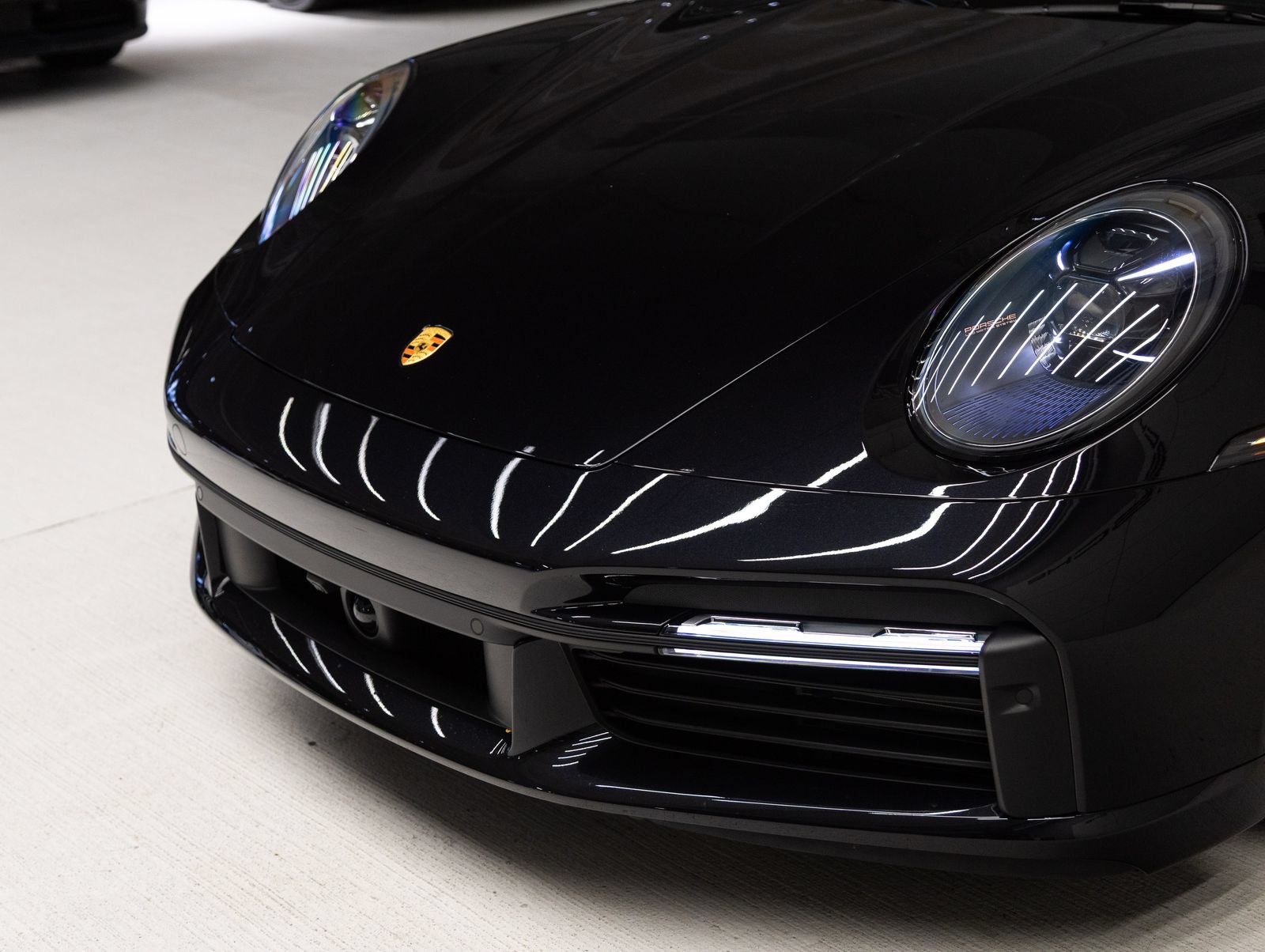 Certified 2025 Porsche 911 Turbo S AWD/4WD image 37
