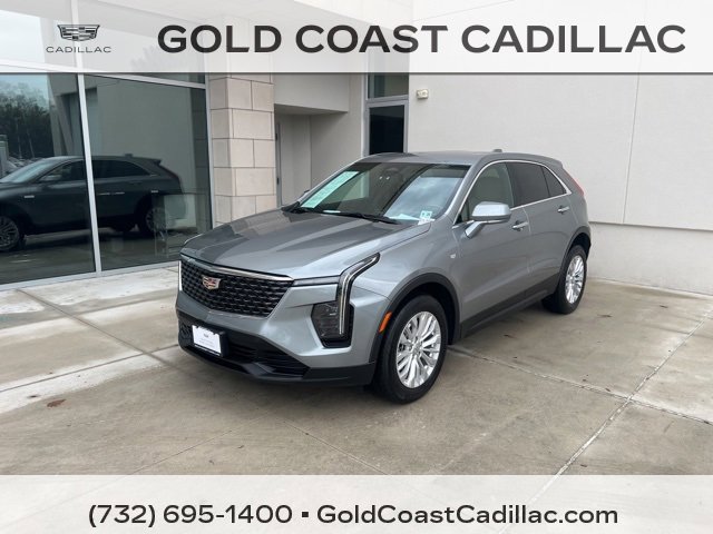 Certified 2024 Cadillac XT4 Luxury w/ Cold Weather Package image 1