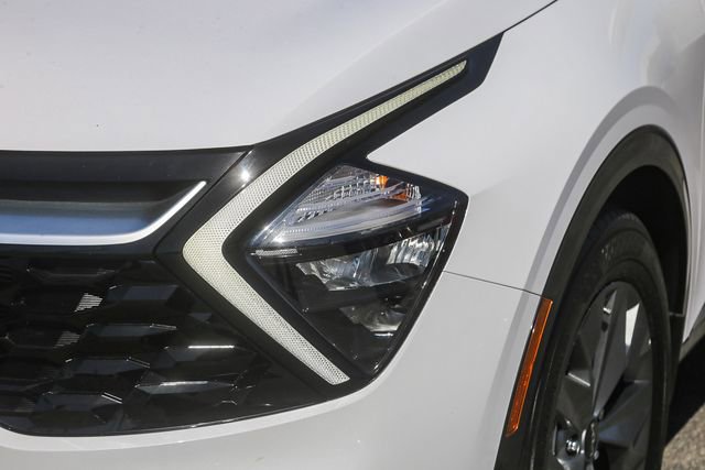Certified 2023 Kia Sportage SX image 6