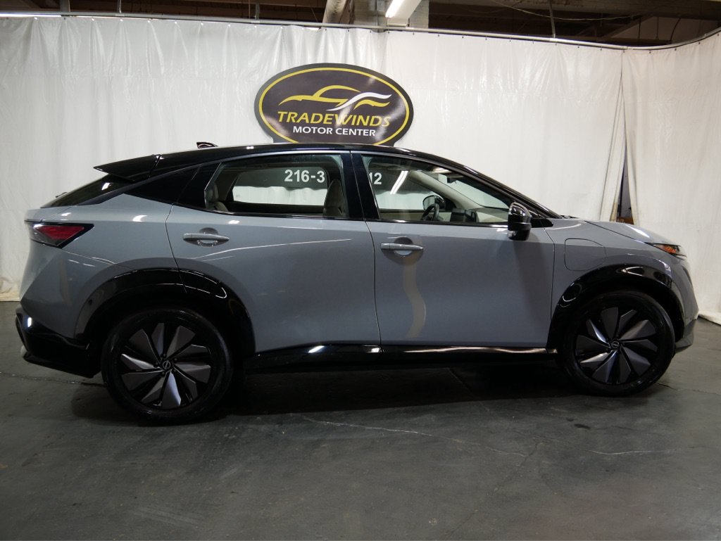 Used 2024 Nissan Ariya AWD image 6