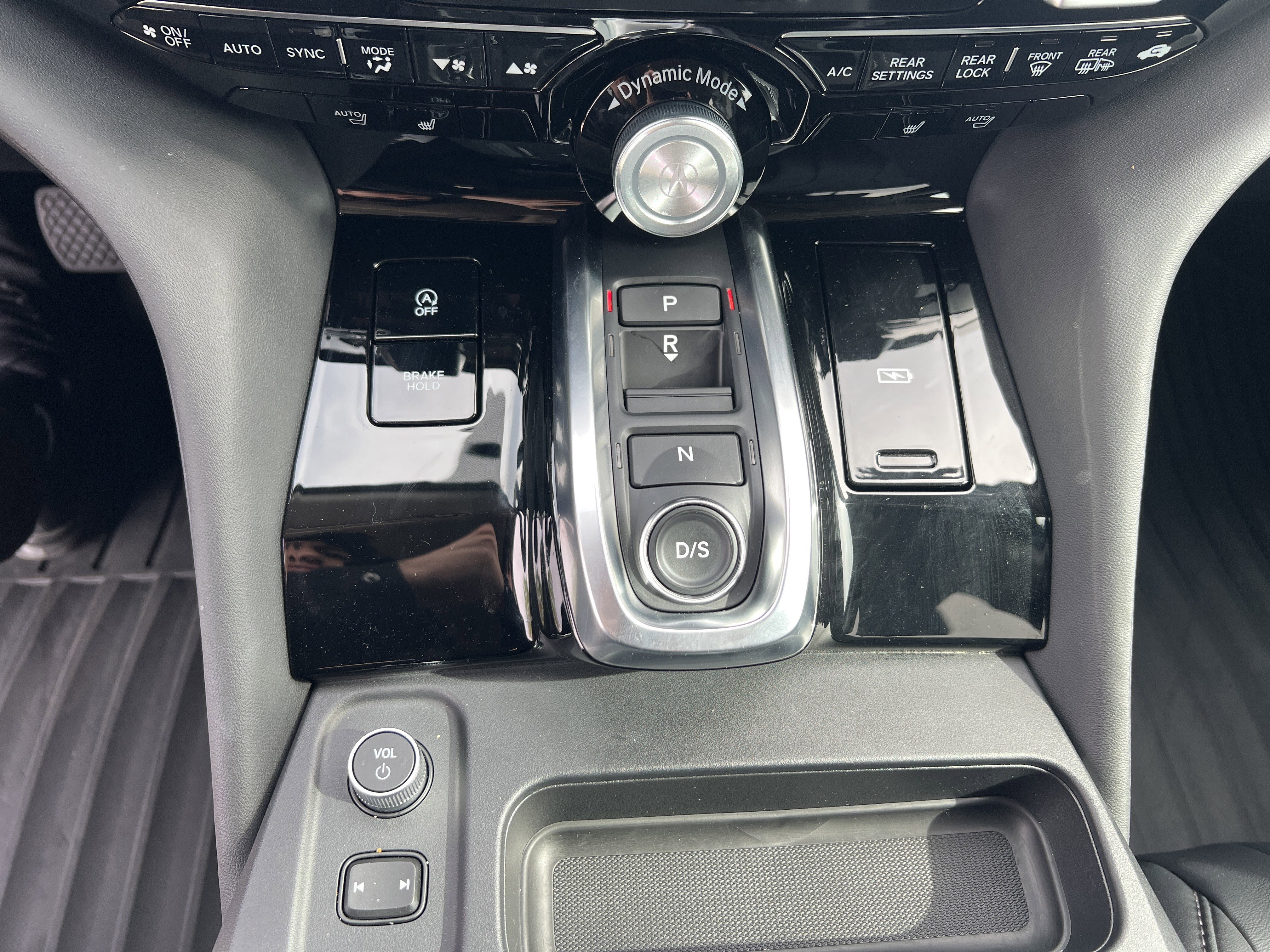 Certified 2026 Acura MDX FWD w/ Technology Package image 26