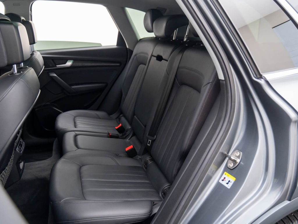 Used 2020 Audi Q5 2.0T Premium w/ Convenience Package image 20