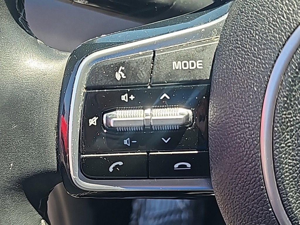 Used 2021 Kia Sorento S image 16