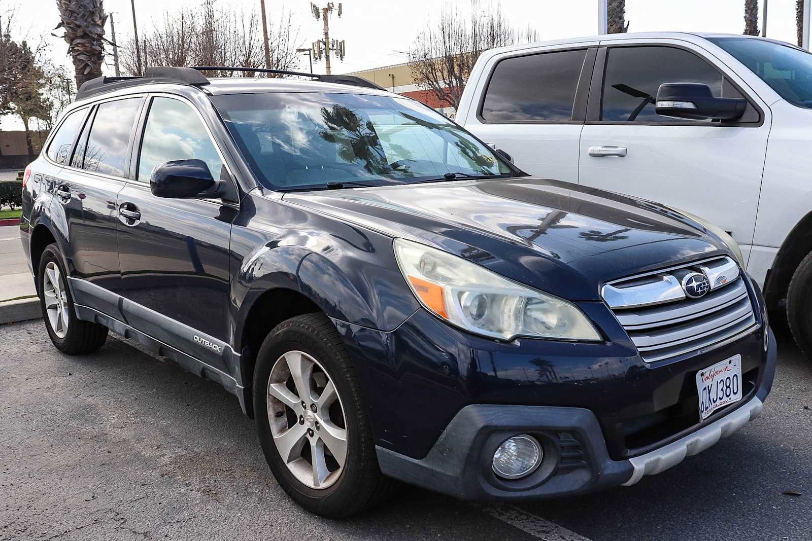 Used 2013 Subaru Outback 2.5i Limited image 4
