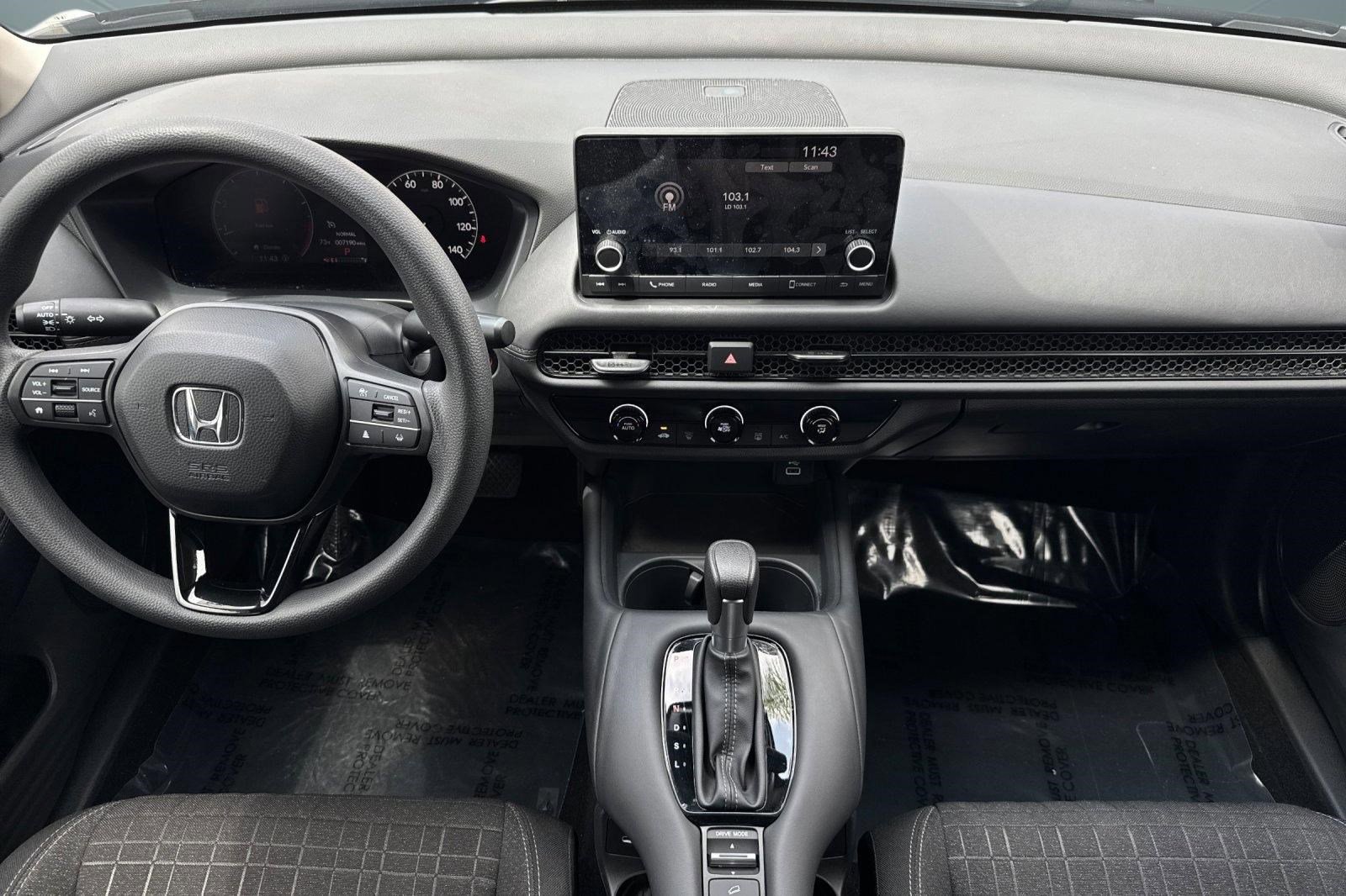 Certified 2025 Honda HR-V LX image 26