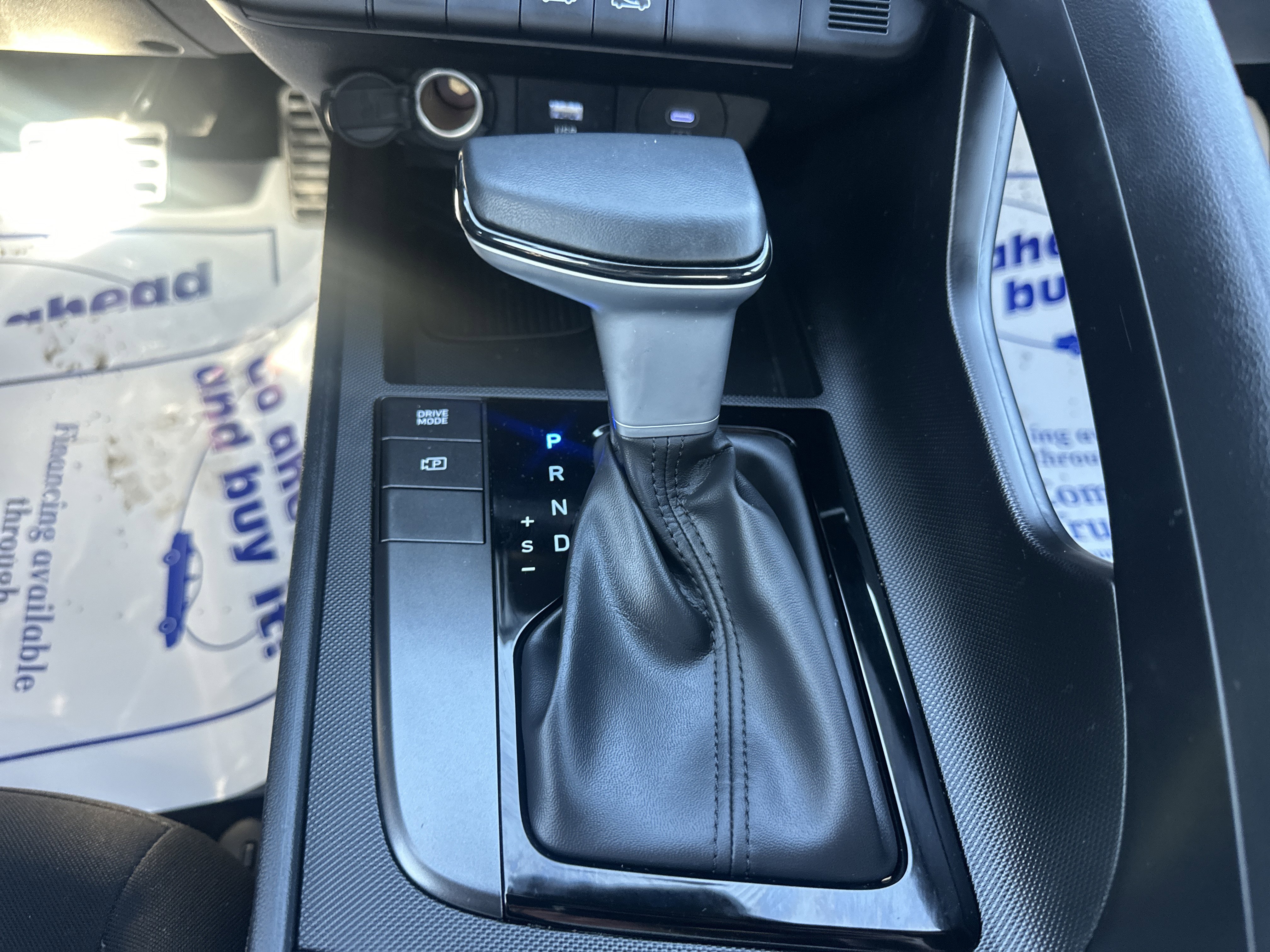 Used 2025 Hyundai Elantra Sport FWD image 17