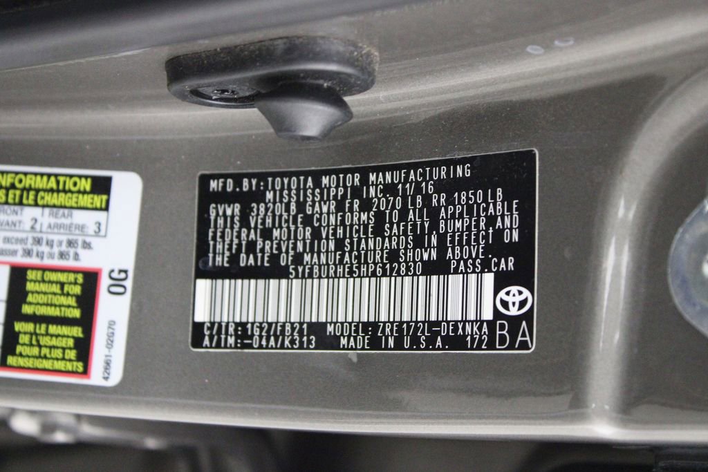 Used 2017 Toyota Corolla LE image 18