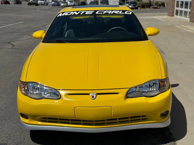 Used 2002 Chevrolet Monte Carlo SS w/ Pace Car Replica Pkg FWD image 9
