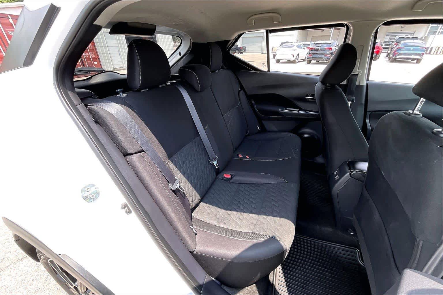 Used 2023 Nissan Kicks SV FWD image 19