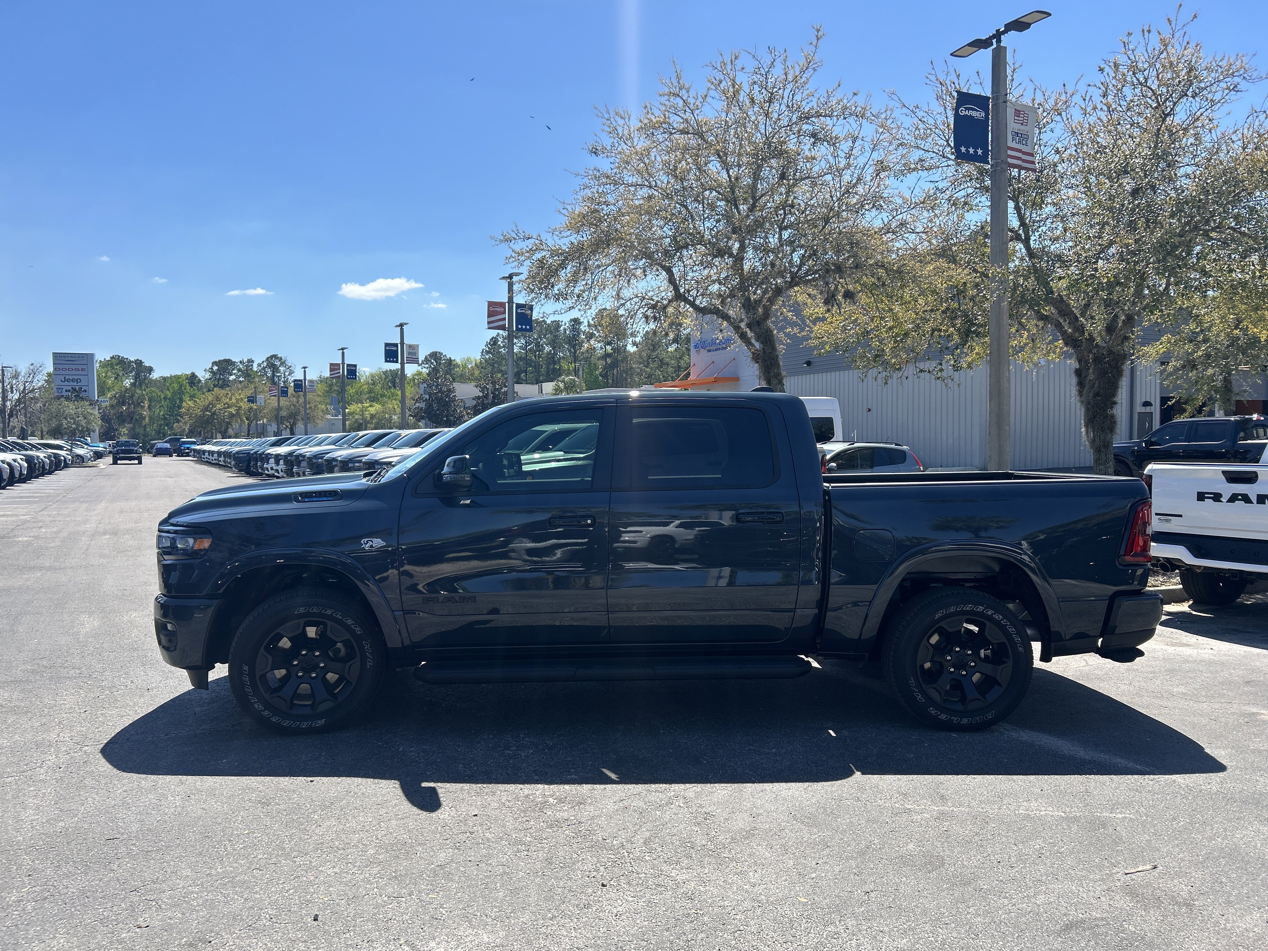 New 2026 RAM 1500 4x4 Crew Cab image 4