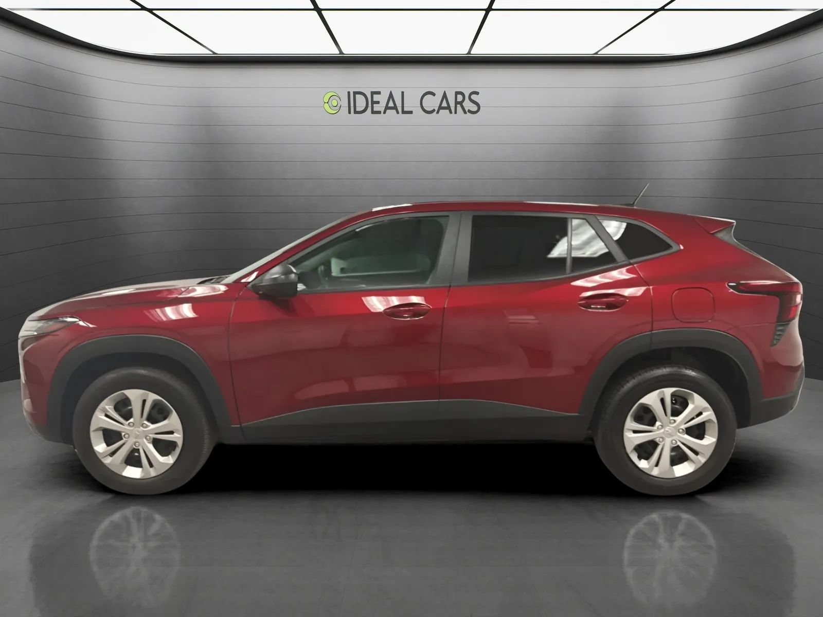 Used 2025 Chevrolet Trax LS FWD image 8
