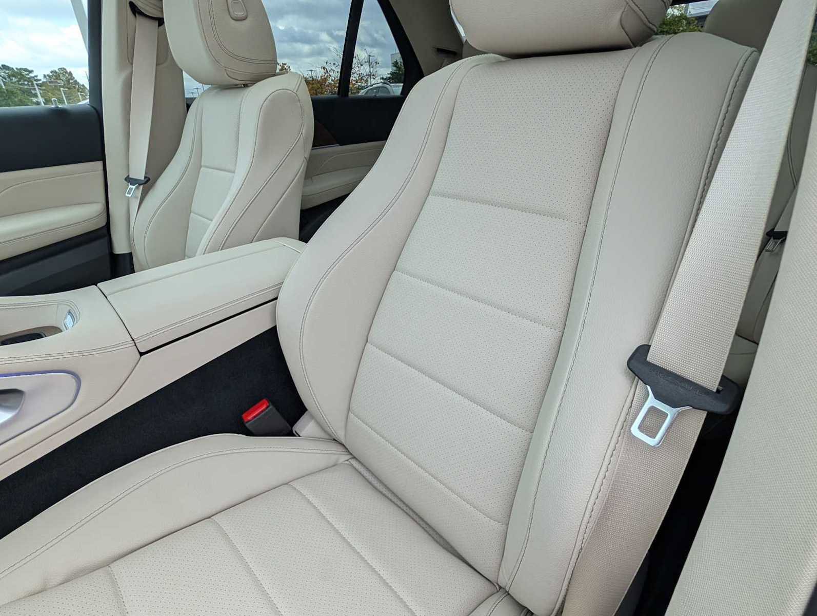 New 2026 Mercedes-Benz GLE 450 4MATIC image 17