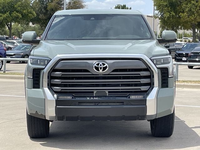 Used 2025 Toyota Tundra Limited AWD/4WD image 7