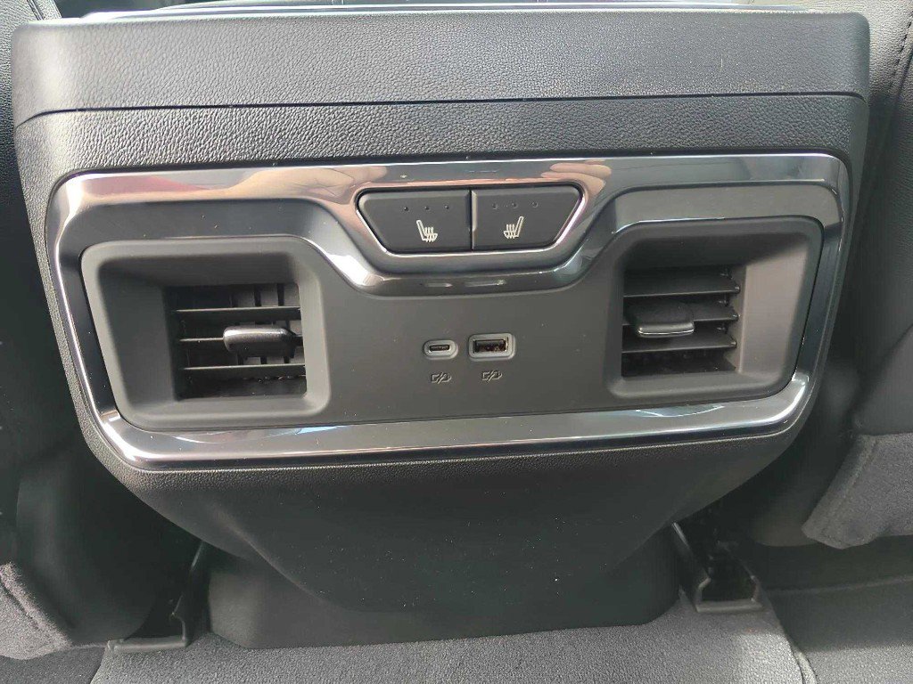 New 2025 GMC Sierra 2500 SLT w/ SLT Premium Package image 16