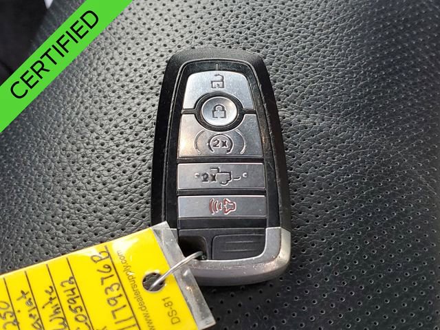 Used 2018 Ford F250 Lariat w/ Lariat Ultimate Package AWD/4WD image 38