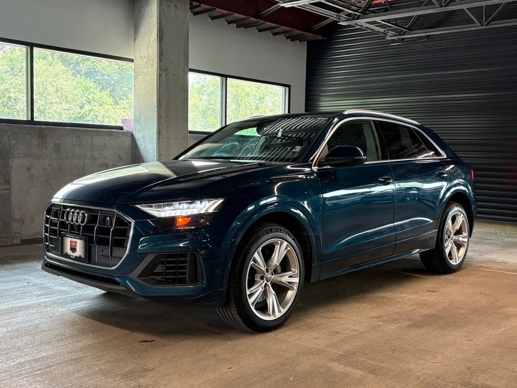 Used 2019 Audi Q8 Prestige w/ Luxury Package AWD/4WD image 1