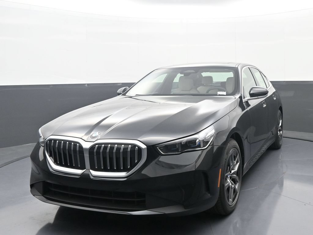 New 2027 BMW 530i xDrive AWD/4WD image 1