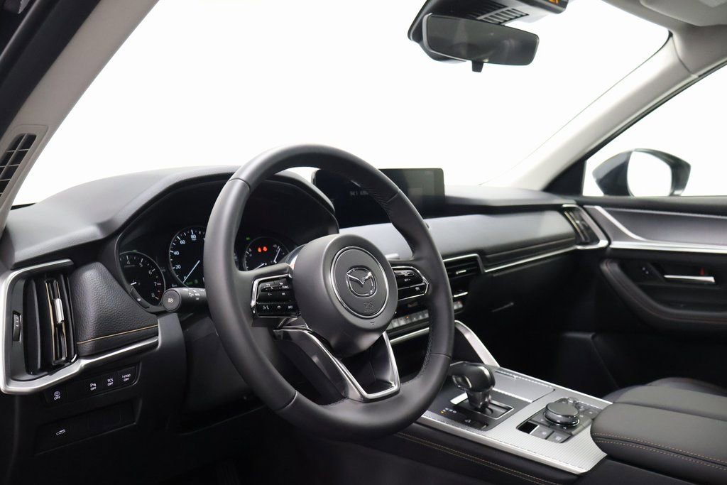 New 2025 MAZDA CX-90 3.3 Turbo w/ Preferred Package image 15