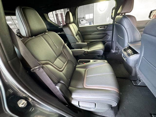 New 2026 Nissan Armada SL w/ Captain's Chari Seat Package AWD/4WD image 25