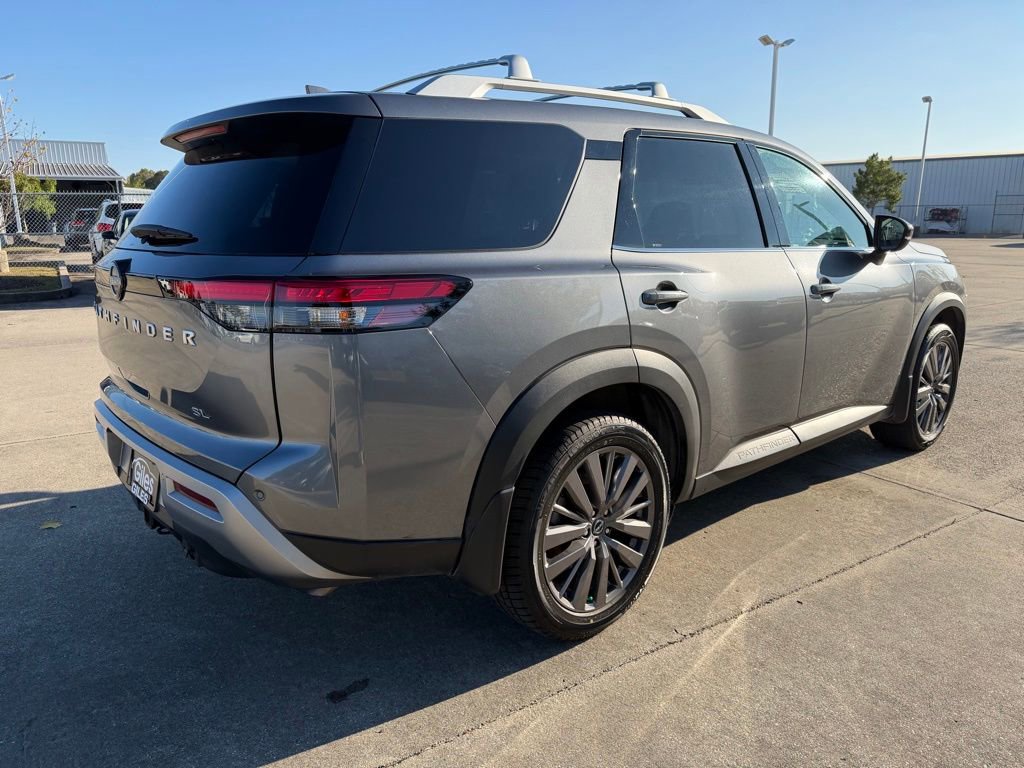 Used 2024 Nissan Pathfinder SL w/ SL Premium Package image 4