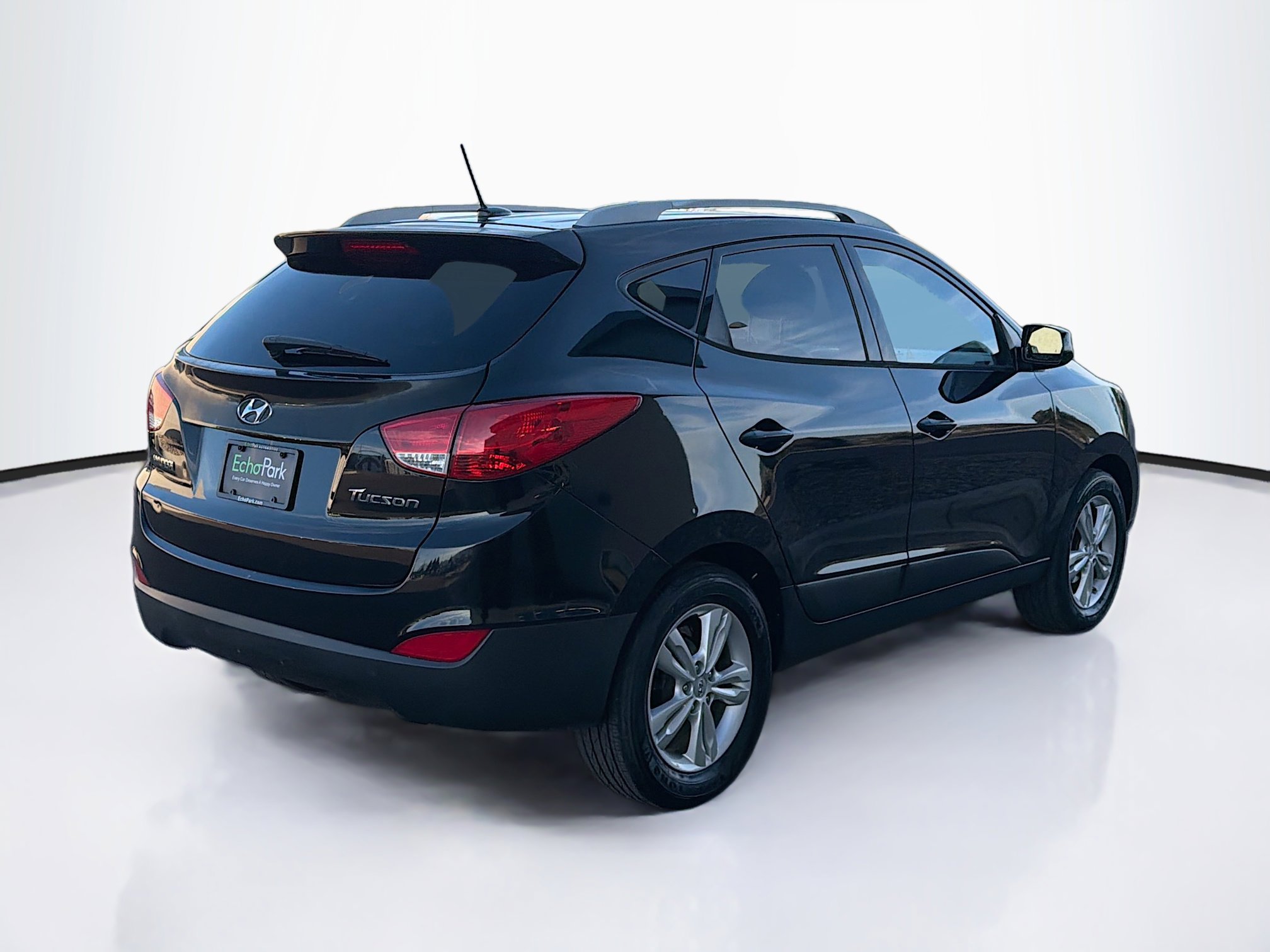 Used 2010 Hyundai Tucson GLS w/ Popular Equipment Pkg 2 FWD image 9