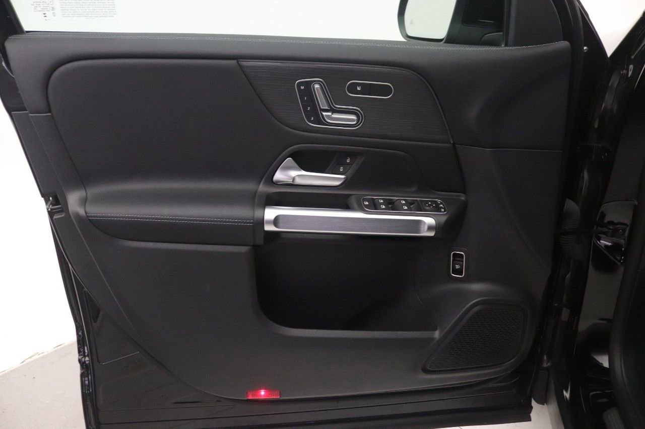 Certified 2023 Mercedes-Benz GLB 250 image 20