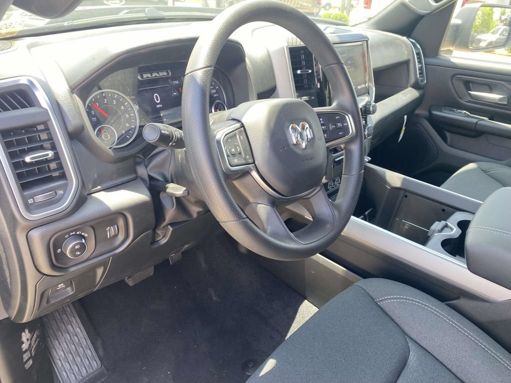 New 2026 RAM 1500 Express AWD/4WD image 44