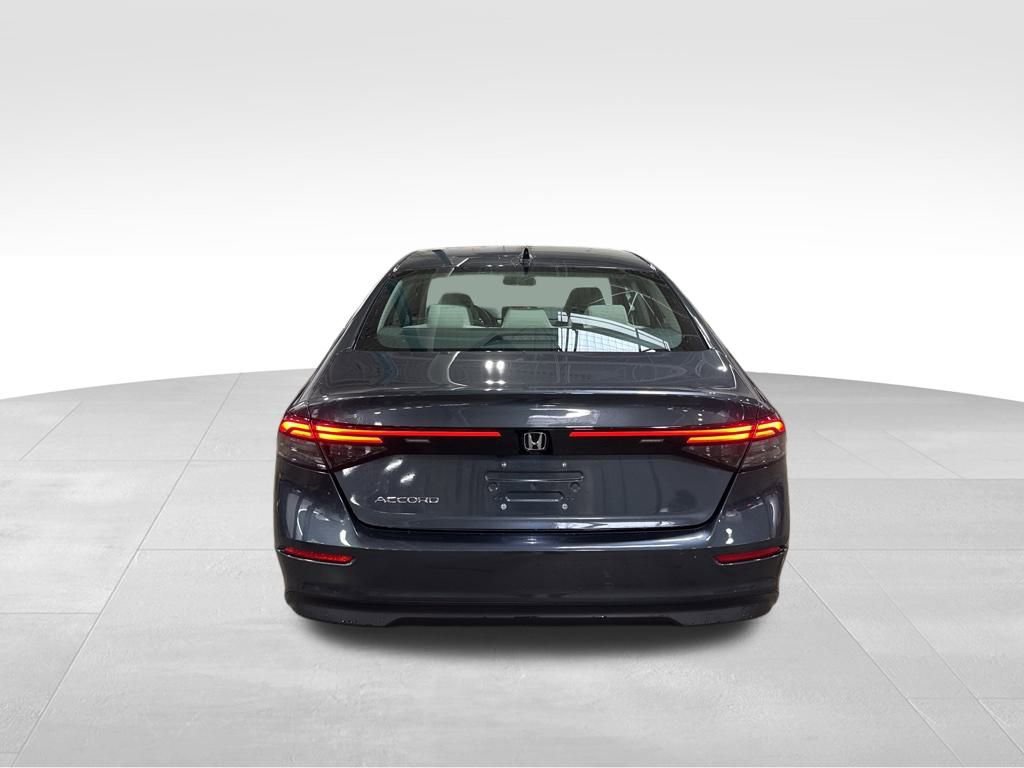 Used 2023 Honda Accord EX image 6