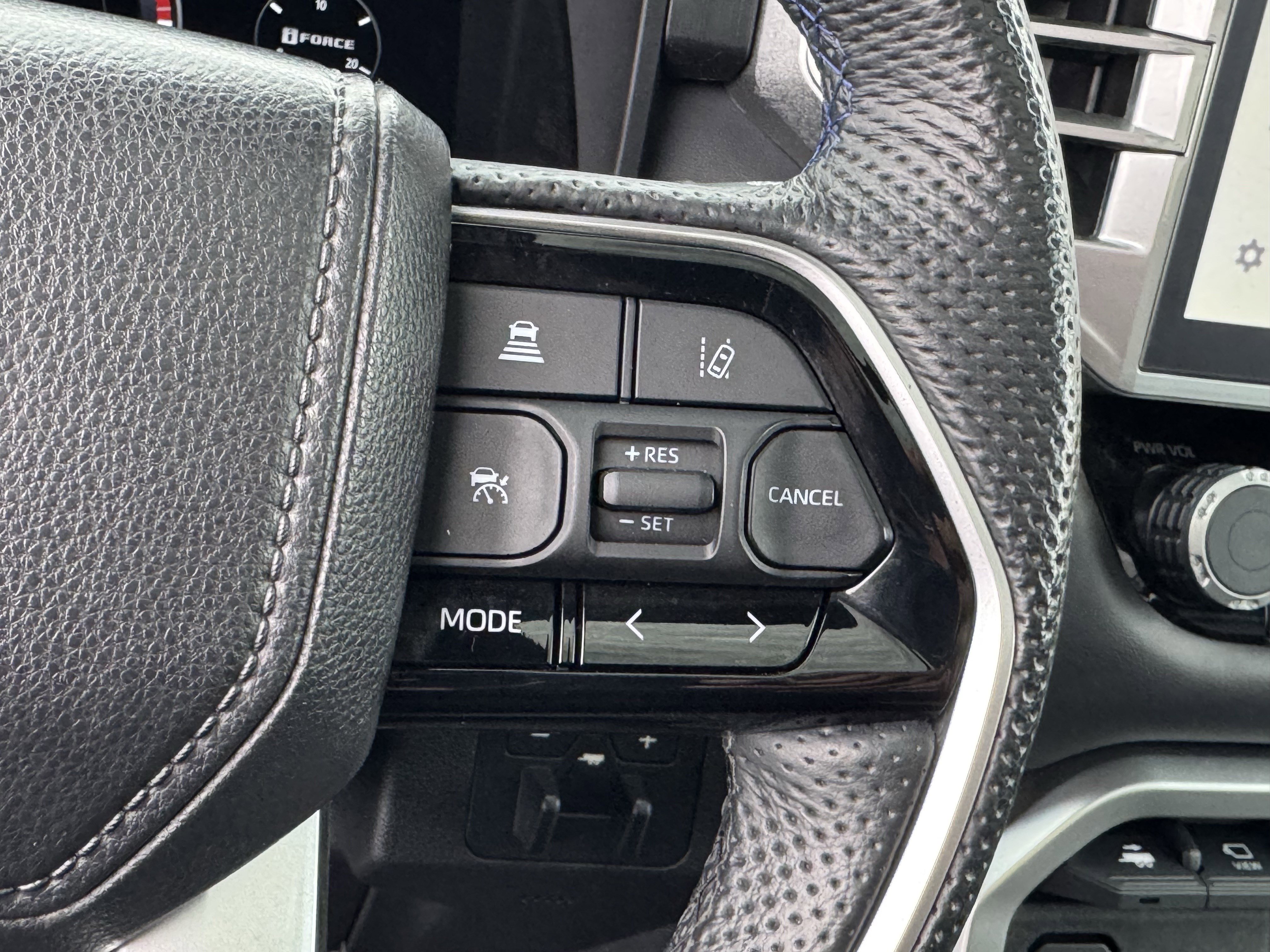 Used 2023 Toyota Tundra Platinum image 30