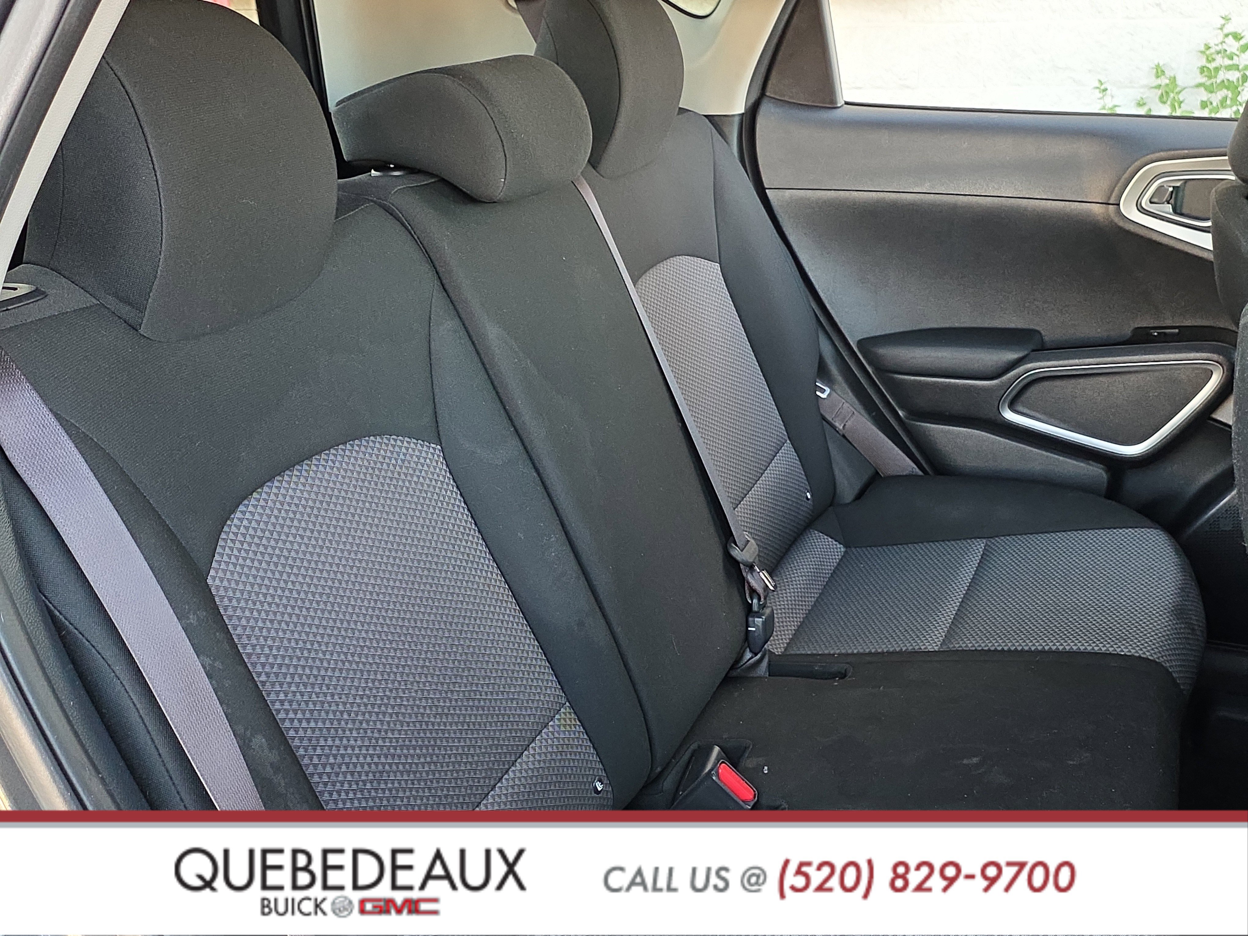 Used 2022 Kia Soul LX image 26