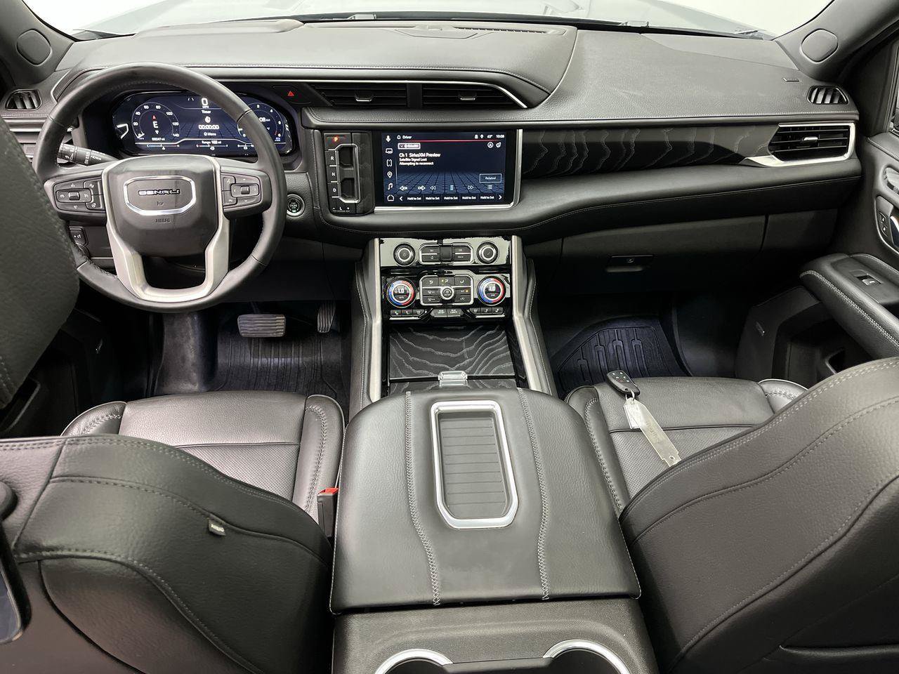 Certified 2023 GMC Yukon XL Denali AWD/4WD image 4