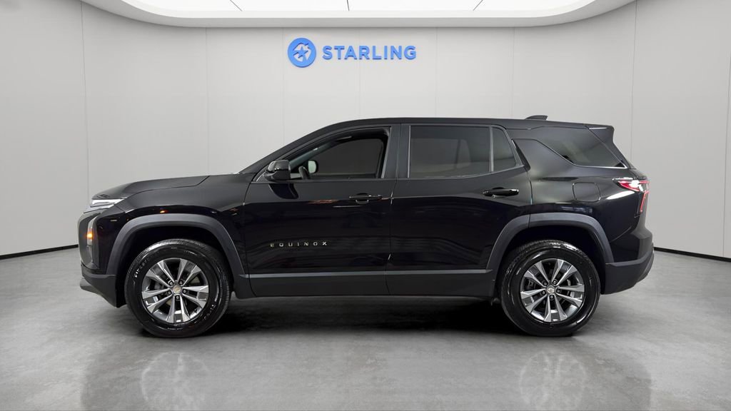 Certified 2025 Chevrolet Equinox LT image 3