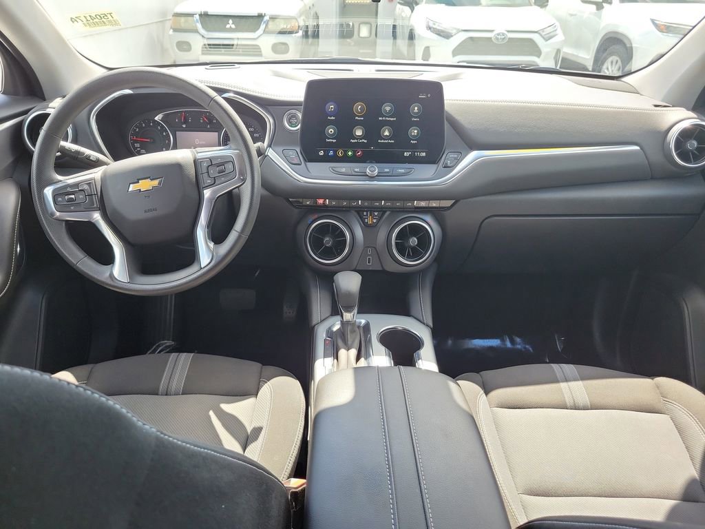 Used 2024 Chevrolet Blazer LT FWD image 14