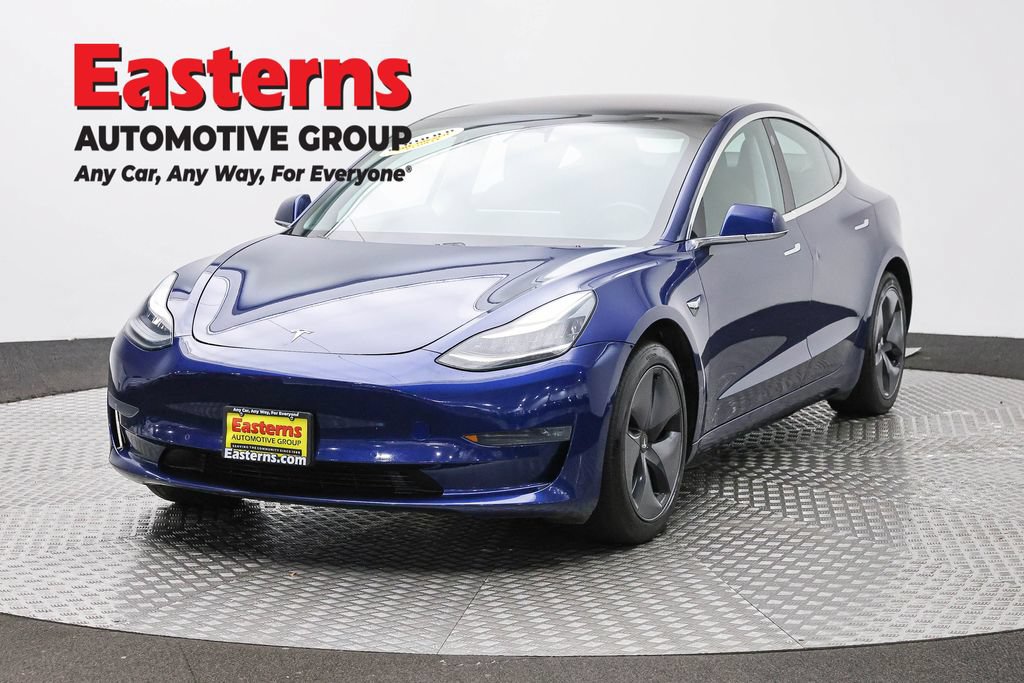 Used 2019 Tesla Model 3 Standard Range RWD image 1