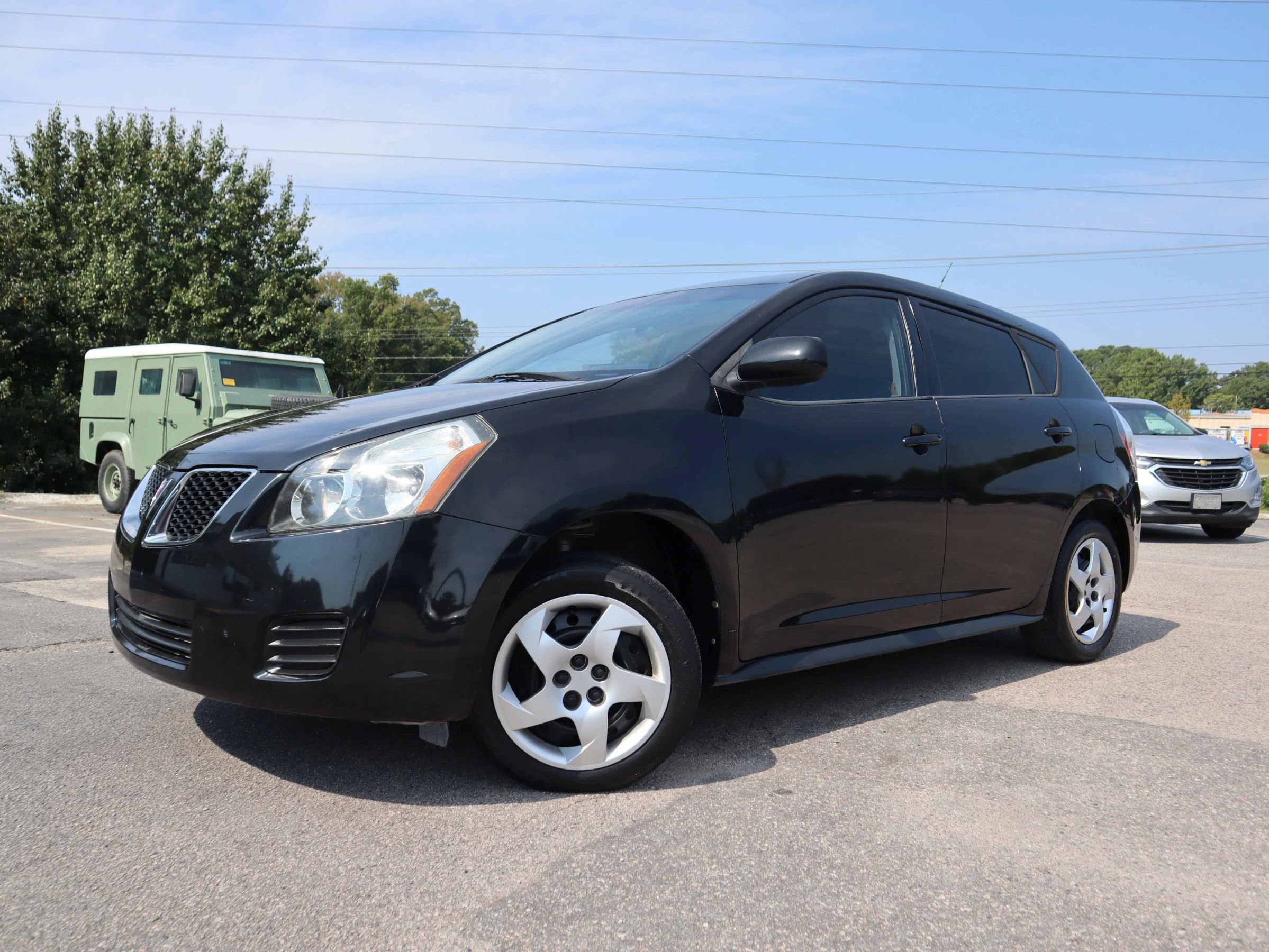 Used 2010 Pontiac Vibe w/ Preferred Package image 6