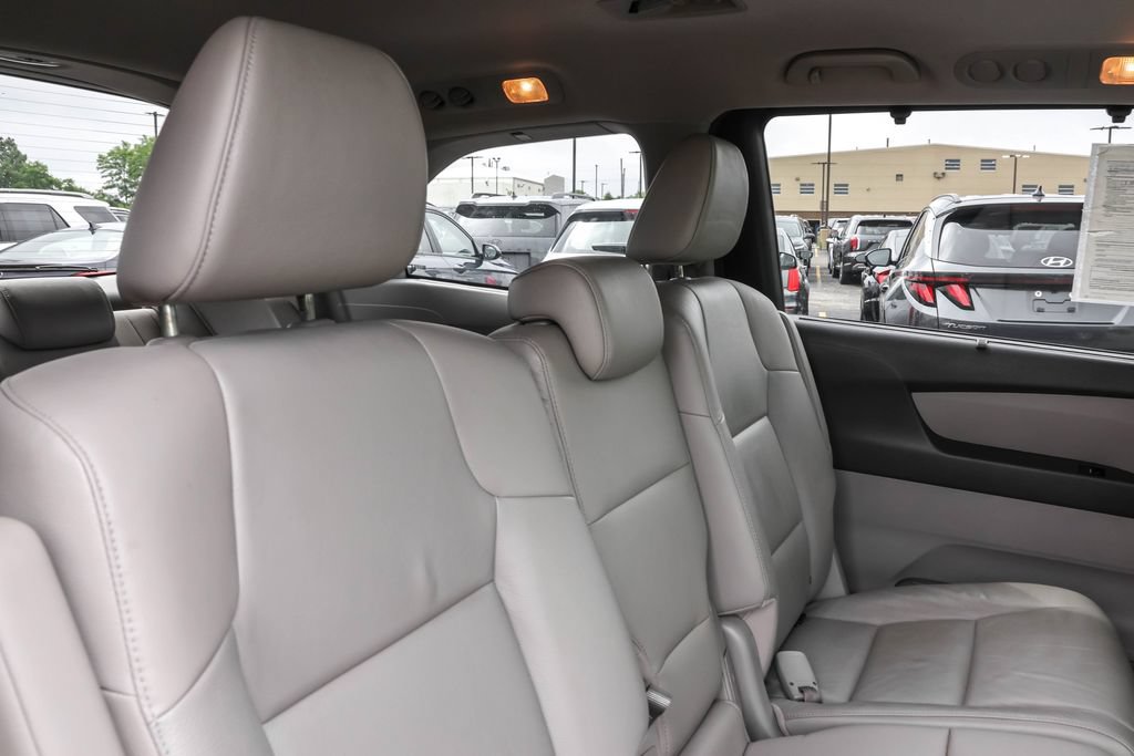 Used 2016 Honda Odyssey EX-L image 30