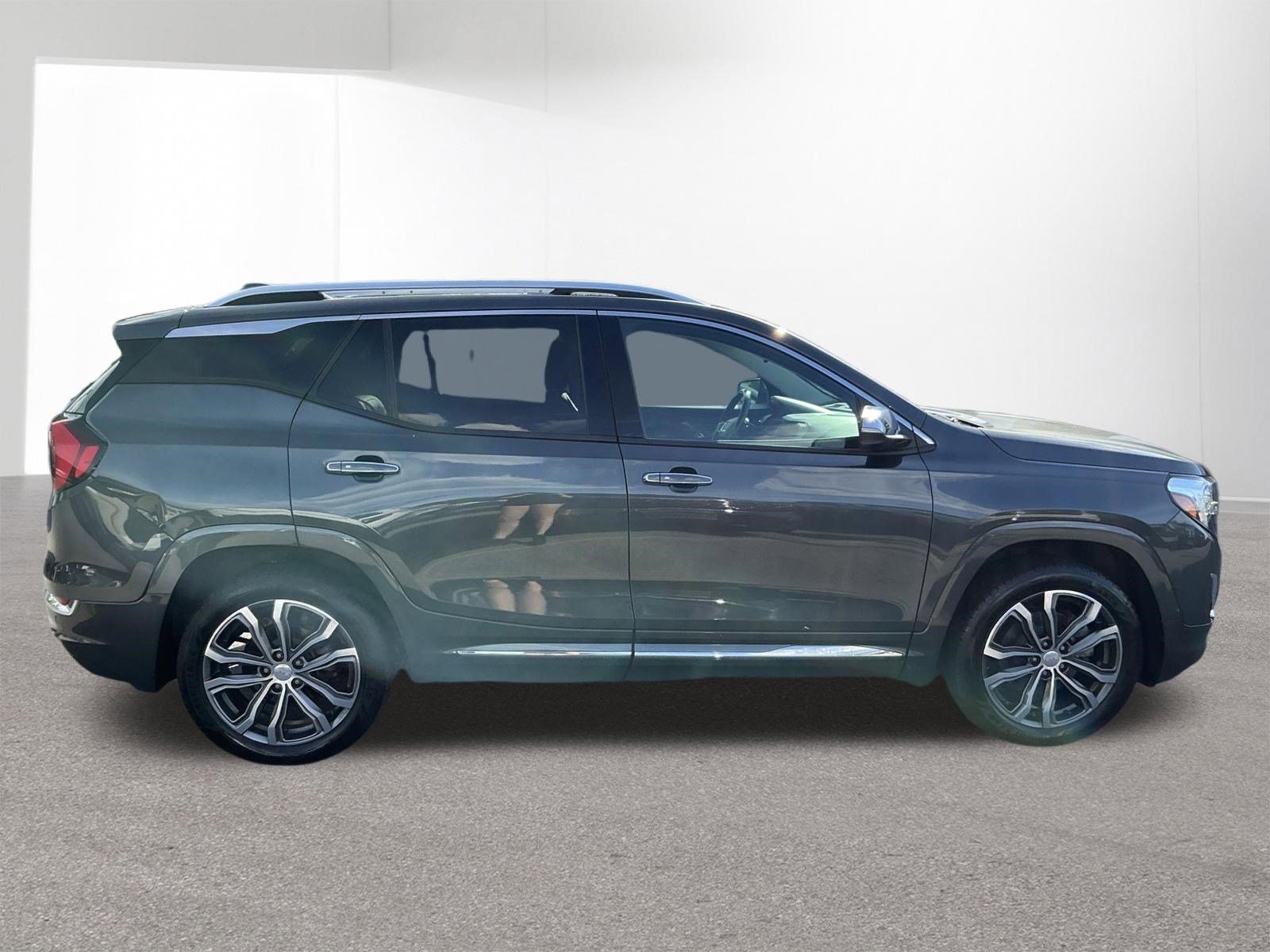 Used 2020 GMC Terrain Denali w/ Denali Premium Package AWD/4WD video 2