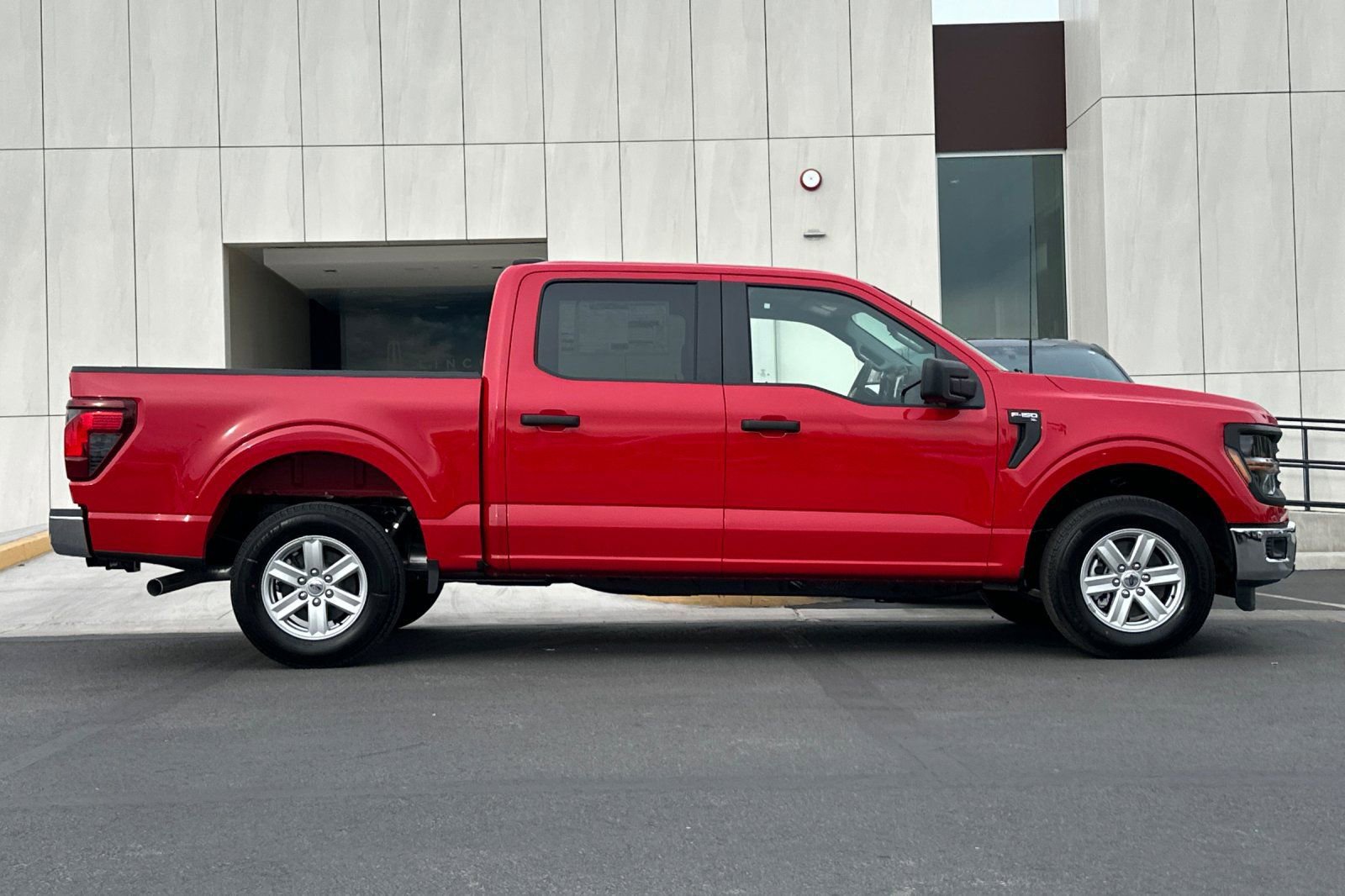 New 2025 Ford F150 XL w/ Equipment Group 103A High image 2