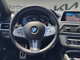 Used 2022 BMW 740i xDrive w/ M Sport Package AWD/4WD image 15