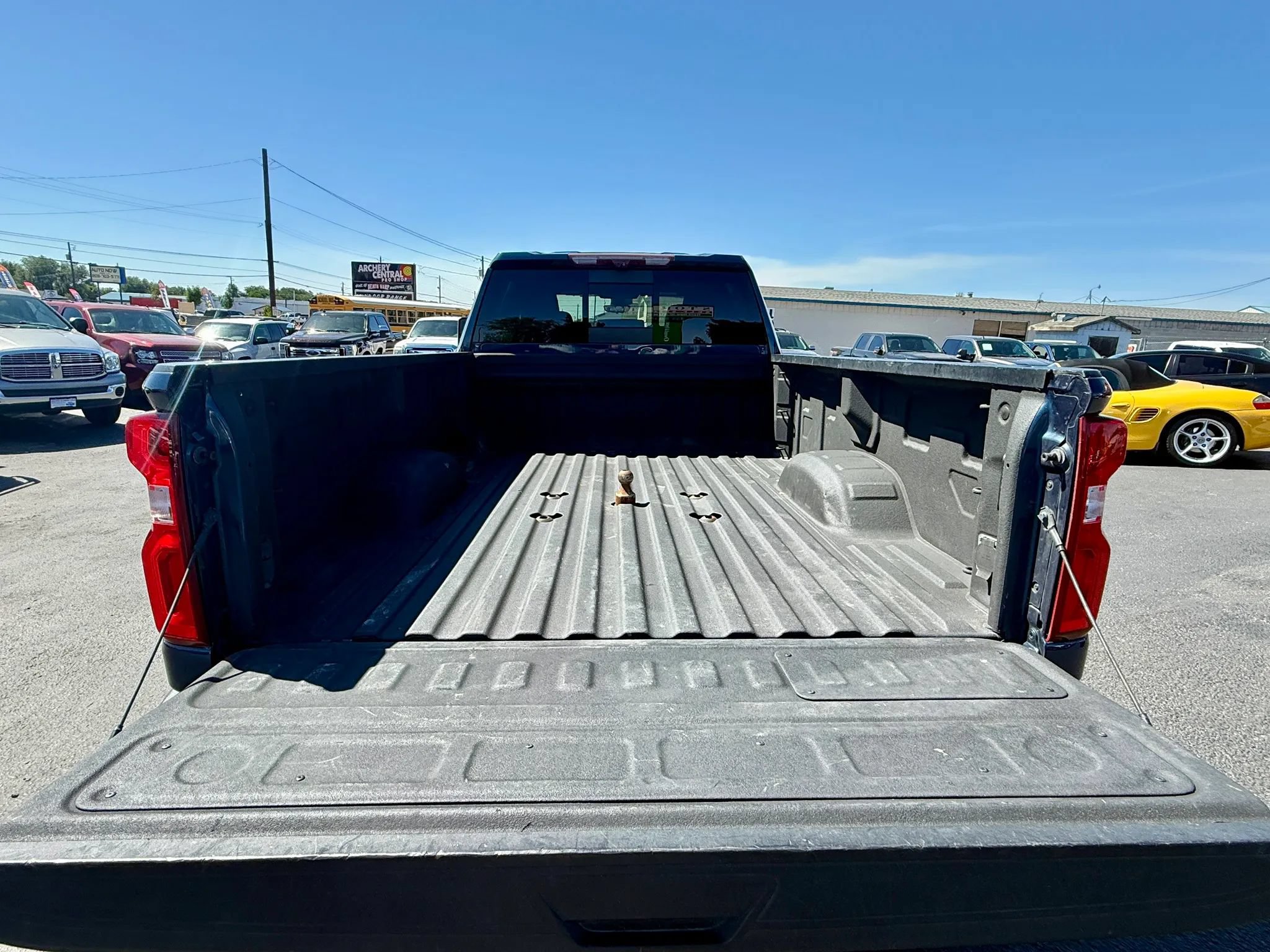Used 2020 Chevrolet Silverado 3500 High Country AWD/4WD image 18