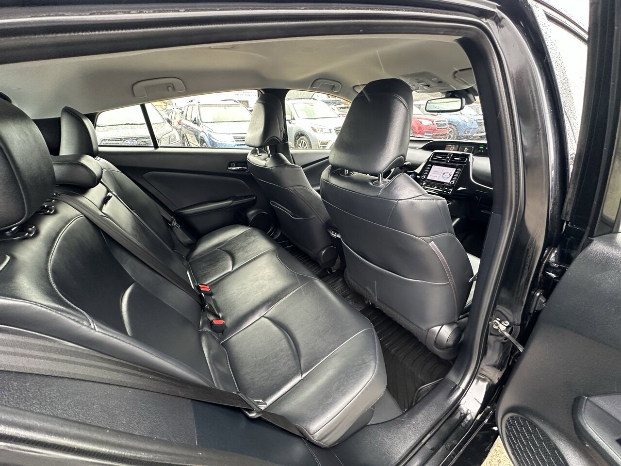 Used 2022 Toyota Prius AWD image 16