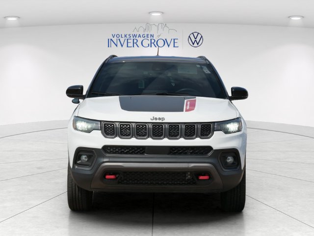Used 2024 Jeep Compass Trailhawk AWD/4WD image 2